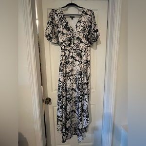 Maxi dress, new no tags, never worn